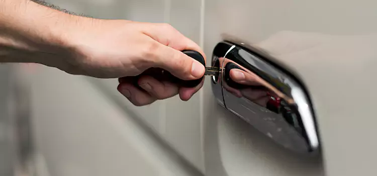Why Choose Our Auto Locksmith Team in Aberdeen, WA?